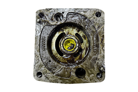 Caterpillar 423-7939 Сборка головки насоса